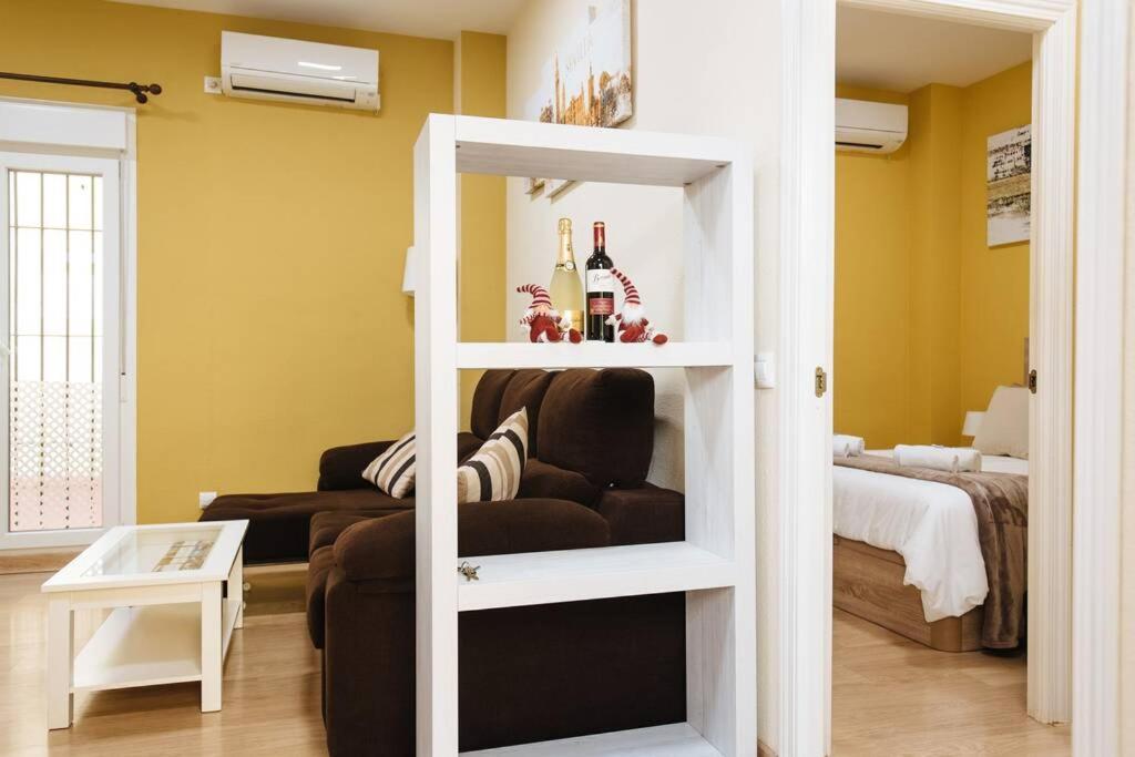 Cozy And Well Located Apartment In The Center Of Seville Exterior photo